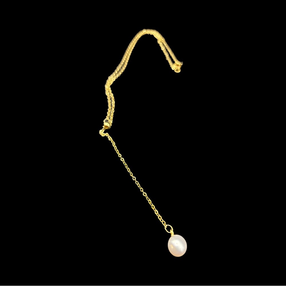 Elegant Gold and Pearl Necklace (3 for $12 item)